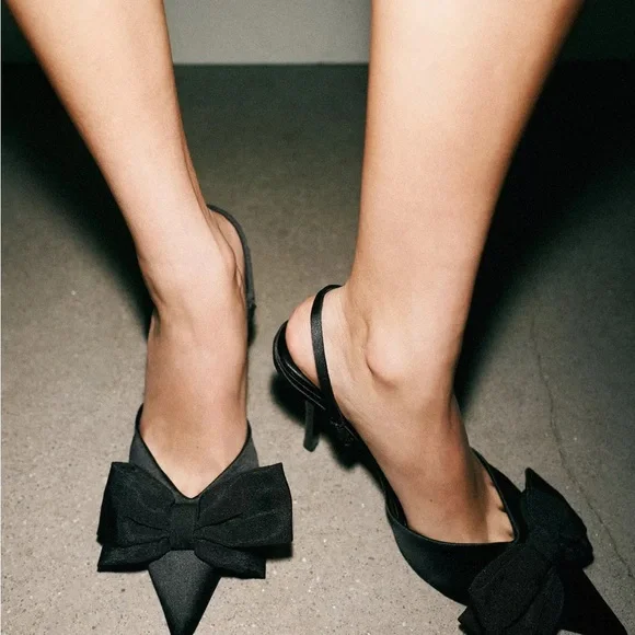 Zara Black Slingback Heels with Bow - Picture 5 of 7